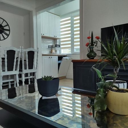 Katerina'S Apartment Μπίτολα Εξωτερικό φωτογραφία
