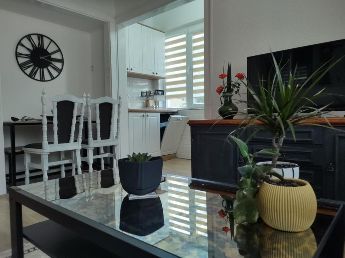Katerina'S Apartment Μπίτολα Εξωτερικό φωτογραφία